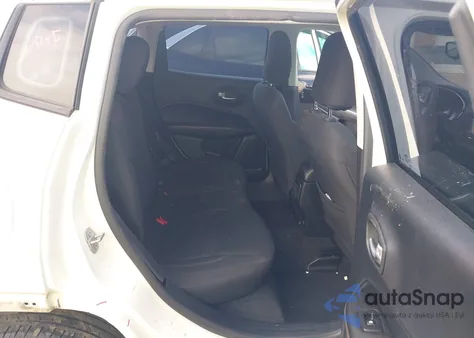 2018 Jeep Compass Sport Fwd z USA, uszkodzony, nr VIN 3C4NJCABXJT123085